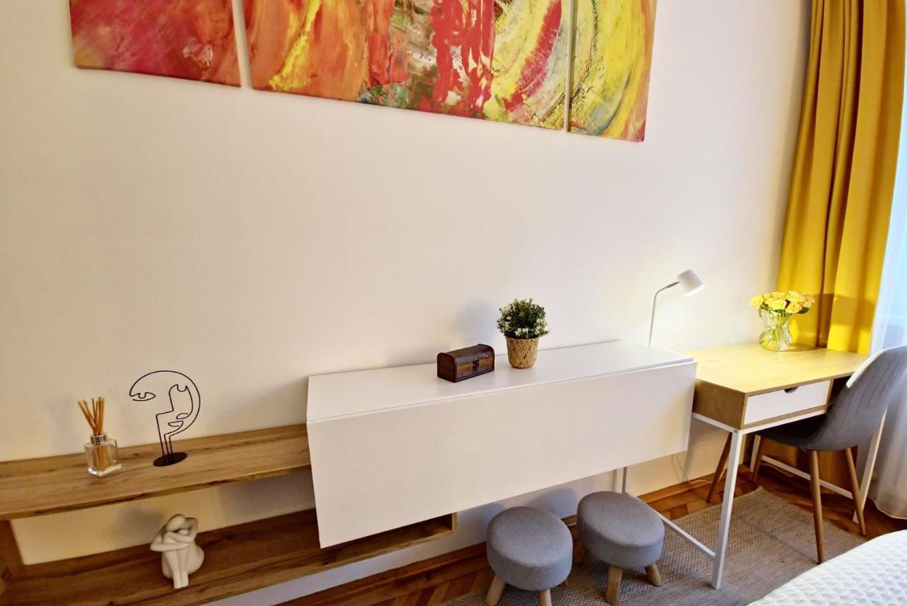 Tusmorez Central Apartment Targu Mures Exterior photo